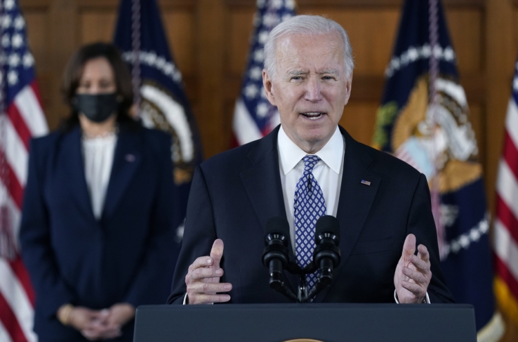 Biden says too many Asian Americans are living in fear