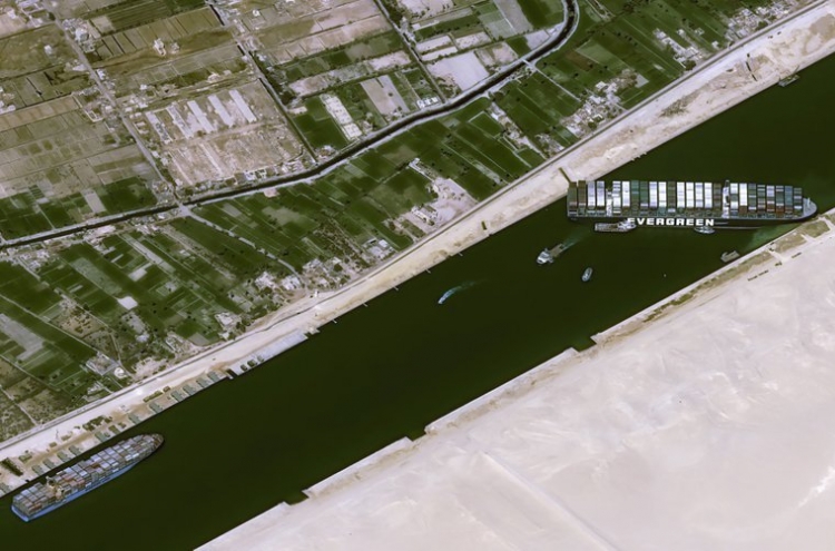 [Explainer] Suez Canal block could hit product supply chains