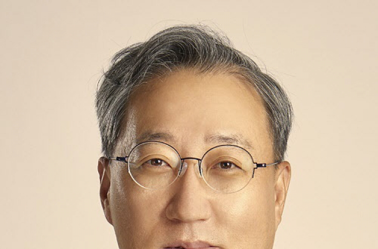 Kakao Bank CEO’s term extended for another 2 years