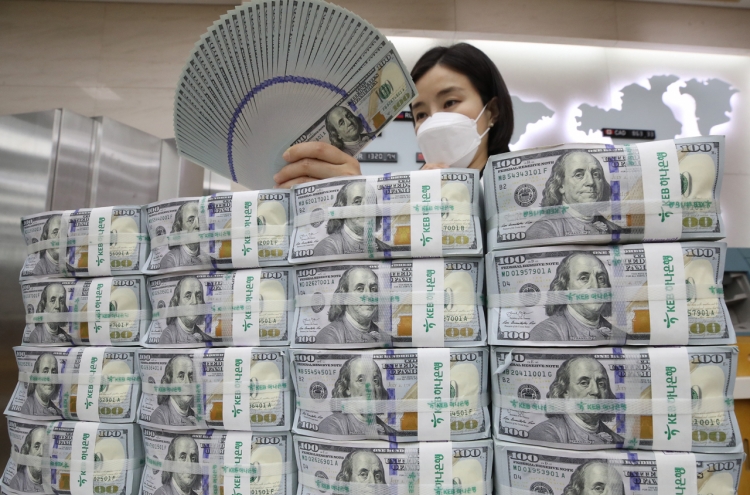 S. Korea's FX reserves fall in March on stronger dollar