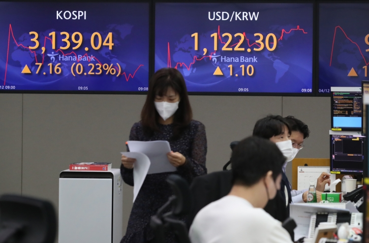 Seoul stocks open nearly flat on virus woes