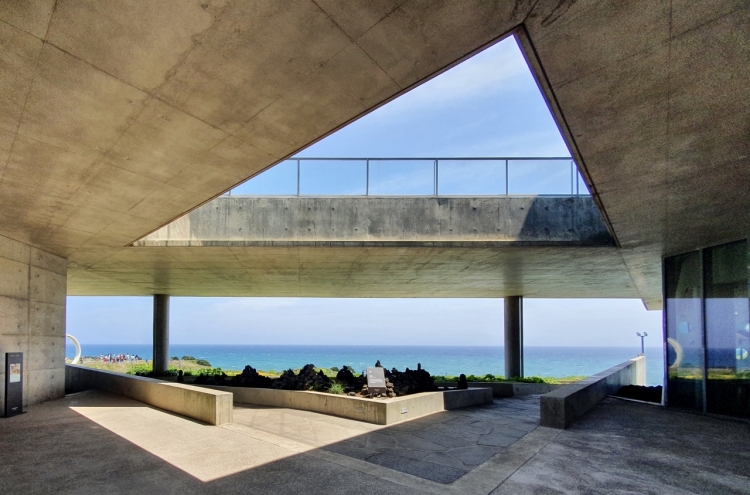[Art on Jeju Island] Architectural charms of Jeju Island