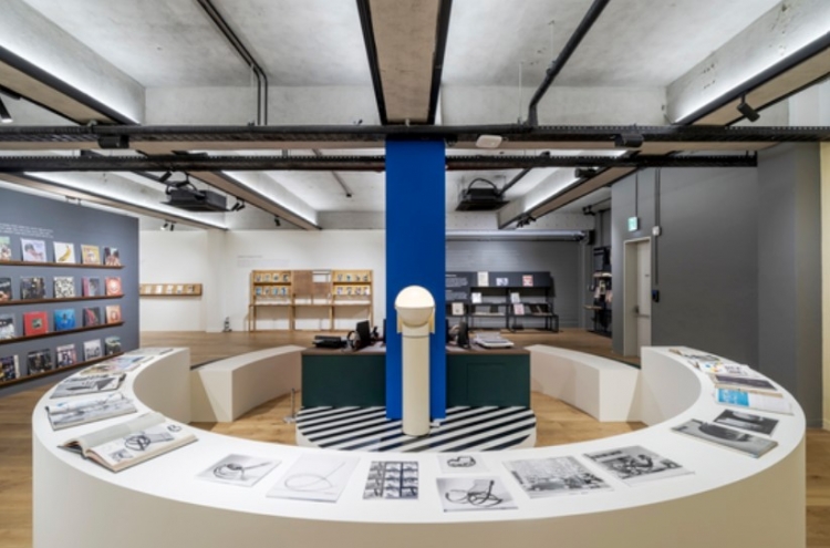 Hyundai Card Storage turns into magazine museum
