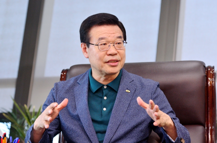 [Herald Interview] ‘US-owned hotel should be moved out of proposed Yongsan park’