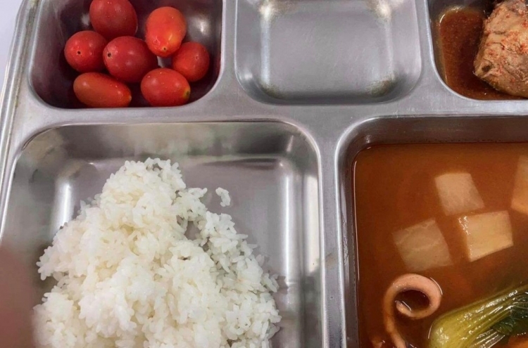 Military cooks ‘overworked’ amid quarantine meals furor