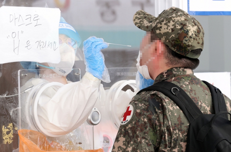 3 Army soldiers test positive for COVID-19