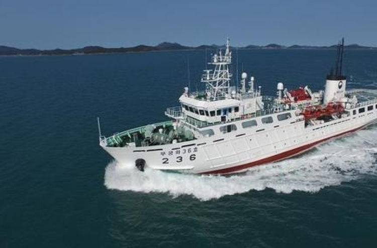S. Korea, China agree to toughen crackdown on illegal fishing in East Sea
