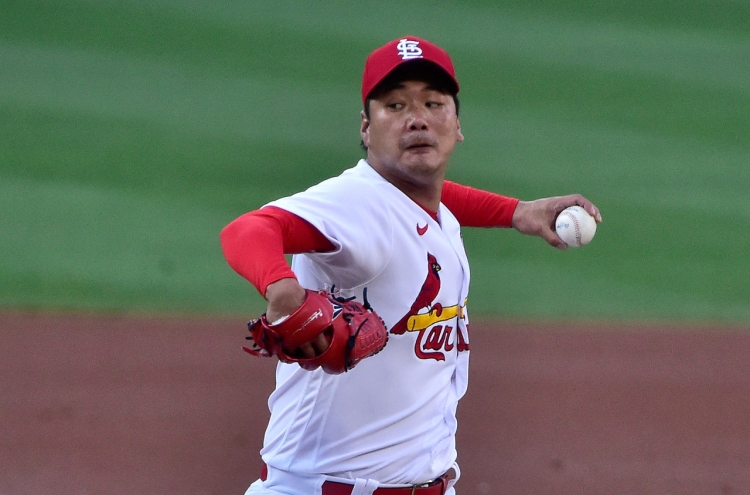 Cardinals' Kim Kwang-hyun takes no-decision in up-and-down start