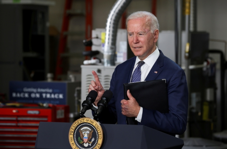 Biden extends sanctions on N. Korea amid US outreach