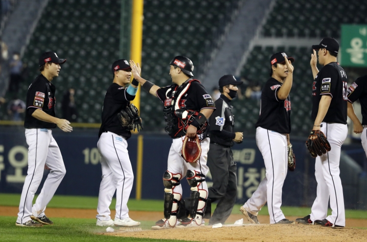 Youngest franchise on top as 1st half of KBO season comes to abrupt halt