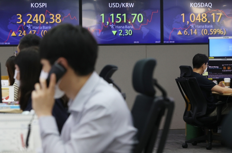 Seoul stocks open higher on earnings hope
