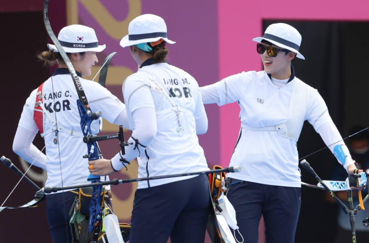 [Tokyo Olympics] On cloud nine: S. Korea wins 9th consecutive gold in women's archery team event