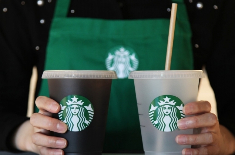 Emart in talks to take full control over Starbucks Korea