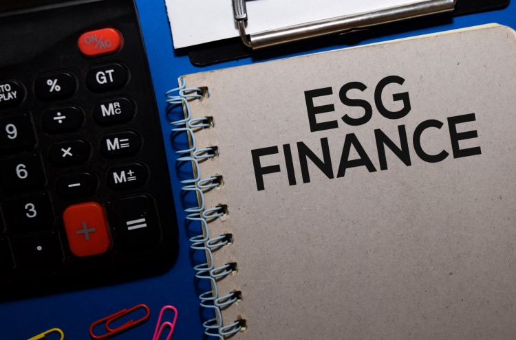 Financial firms need ESG-oriented business strategy: report