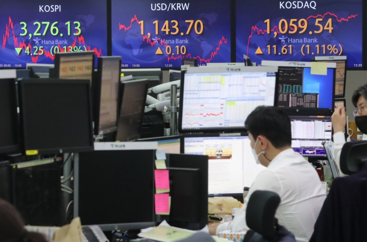 Seoul stocks snap 3-day winning streak on bio, tech losses
