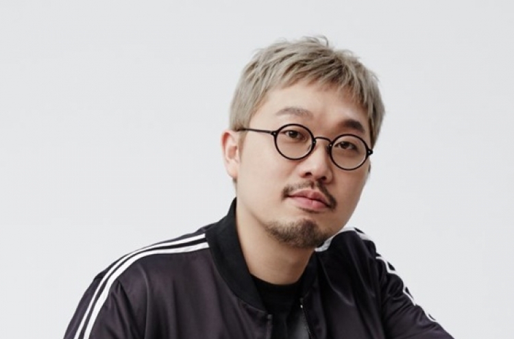 [Newsmaker] BTS producer Pdogg beats chaebol chiefs in pay