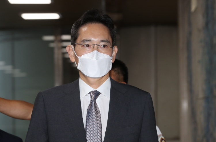 [News Focus] Is Lee Jae-yong working at Samsung or not?
