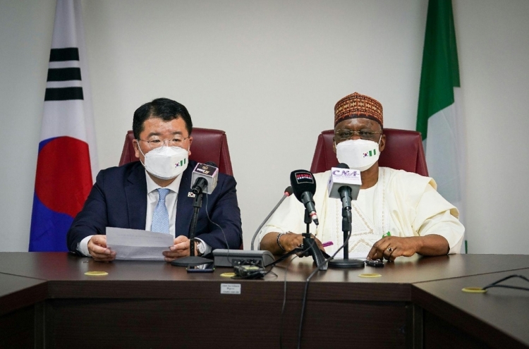 Vice FM Choi discusses bilateral ties, maritime security with Nigerian FM