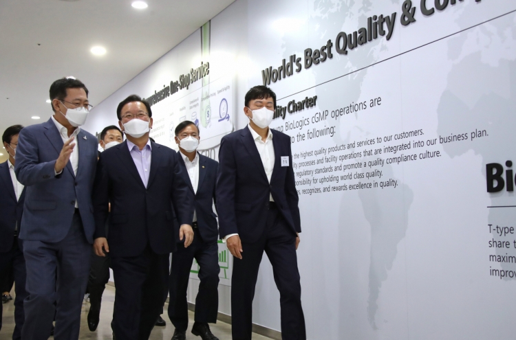 PM visits Samsung Biologics, but keeps quiet on availability of Moderna doses