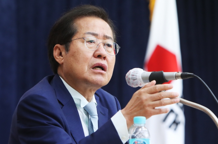 Hong Joon-pyo rises to break Yoon’s grip on party primary