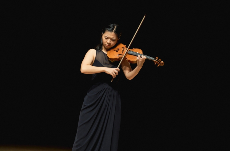 Four violinists awarded in Isang Yun Competition 2021