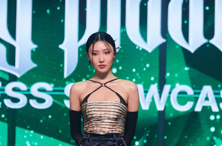 Hwasa’s ‘Guilty Pleasure’ shows there’s no light without shadow
