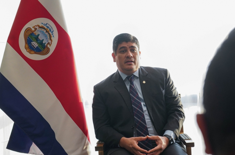 Korea, Costa Rica only grasping ‘tip of the iceberg’ of potential, Costa Rican president says