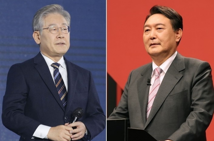 Yoon, Lee neck-and-neck at 42% vs. 40.6% in presidential poll