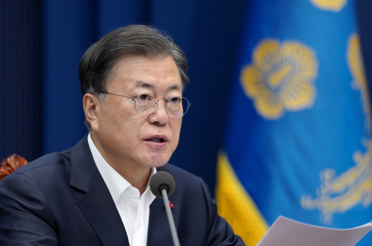 Moon stresses need for defense capabilities befitting S. Korea's geopolitical position