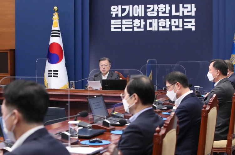 Moon urges greater vigilance against spread of omicron