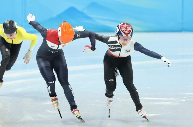 [BEIJING OLYMPICS] Short tracker Choi Min-jeong wins silver in women's 1,000m