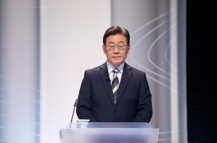 Moon administration was myopic in picking nominees, Lee Jae-myung says
