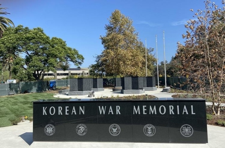 Veterans minister to attend funeral of decorated US Korean War hero