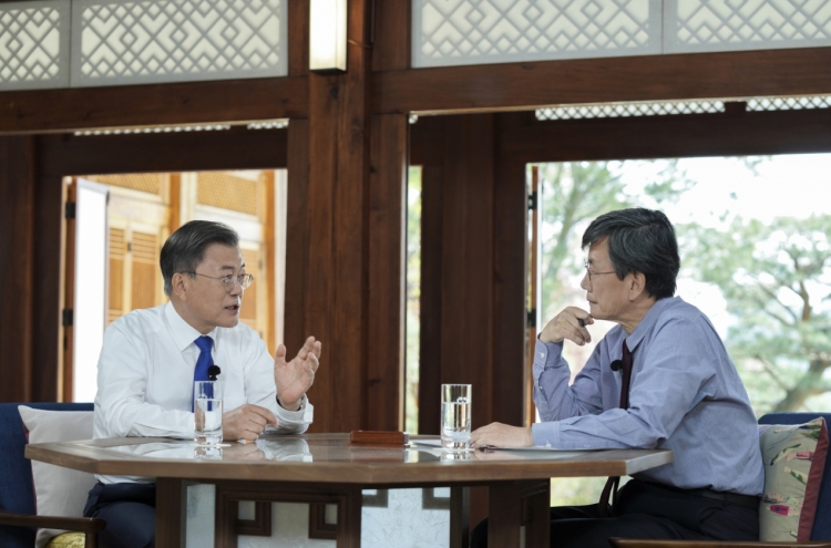 Moon Jae-in to talk about 5 years of presidency on TV show
