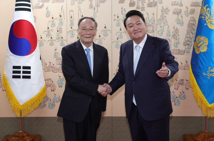 South Korea should seek for balance between US, China: experts