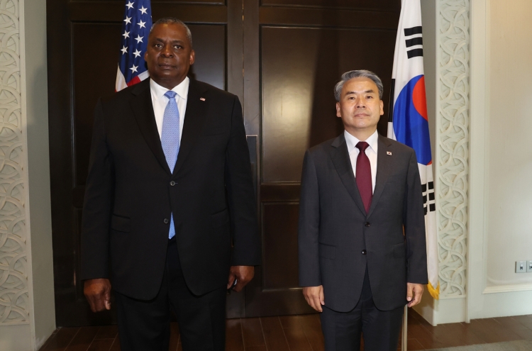 S. Korean, US defense chiefs discuss stronger deterrence against NK threats