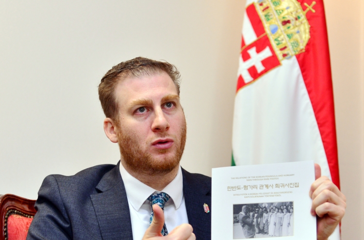 Hungarian, Colombian ambassadors become honorary Seoul citizens