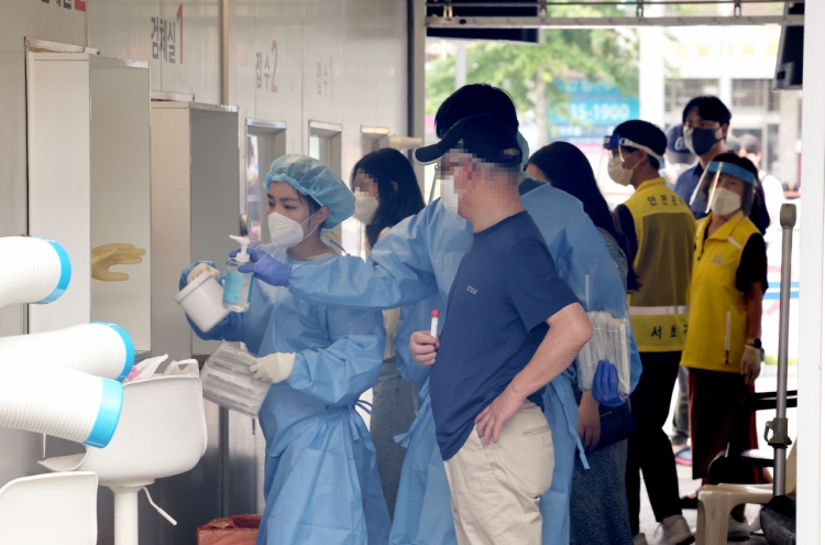S. Korea's new virus cases under 70,000 for 3rd day, remain high as subvariant spreads