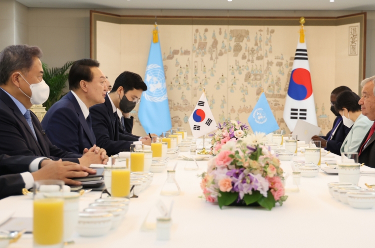 President Yoon, UN chief discuss N. Korea, voice concern over growing nuclear threat