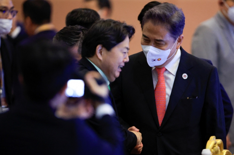 N. Korea denounces Yoon’s initiative to mend S. Korea-Japan ties