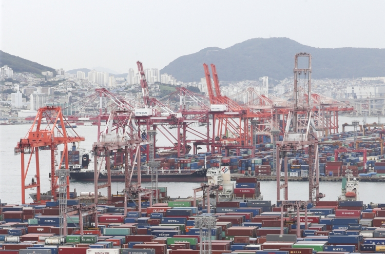 S. Korea's current account surplus plunges as goods balance turns red amid soaring import bills