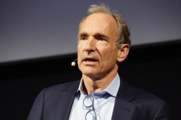 Tim Berners-Lee wins Seoul Peace Prize for promoting data sovereignty