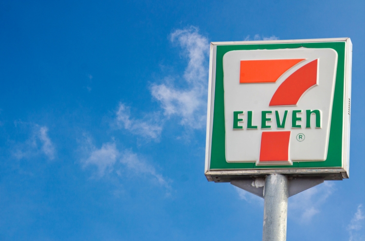 7-Eleven speeds up converting Ministop stores