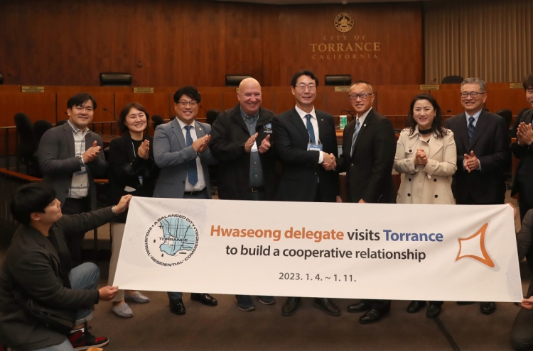 Hwaseong mayor visits Torrance, promotes inter-city cooperation