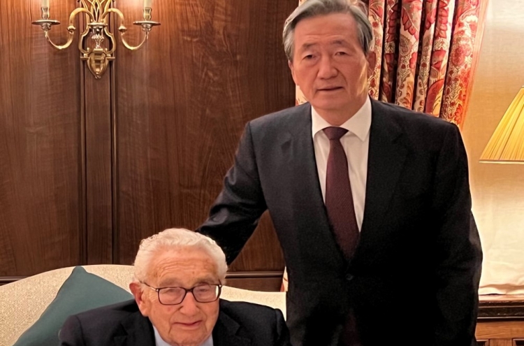Kissinger stresses cooperation between S.Korea and US for NK denuclearization