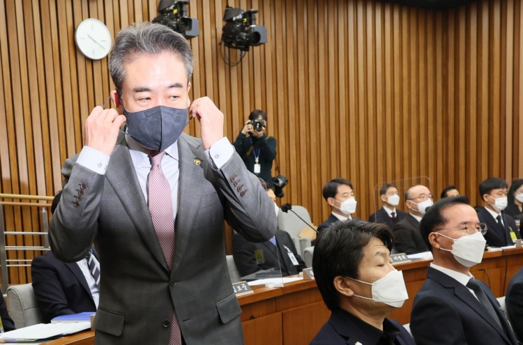 Seoul prosecutors raid police in Halloween crowd disaster investigation