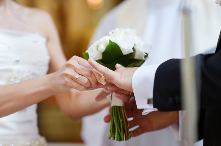 Marriage in 30s is new normal for S. Korea: data