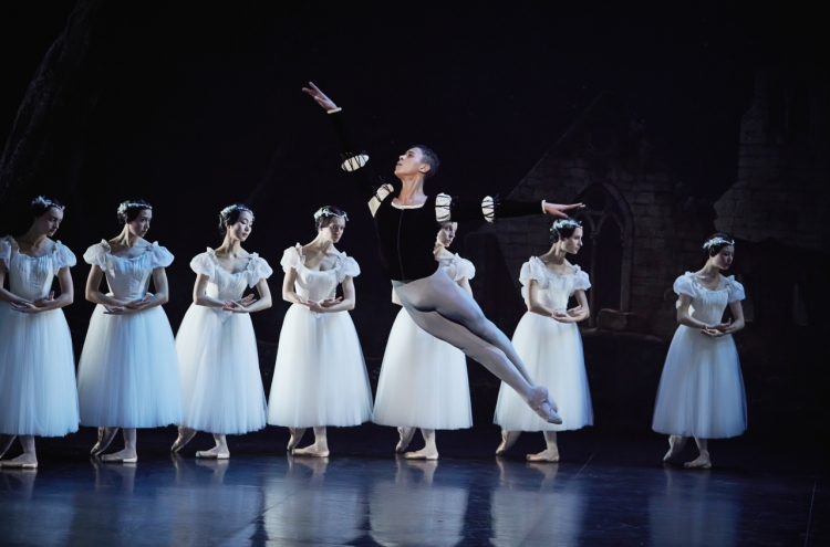 Paris Opera Ballet announces its first Black 'etoile' in Seoul