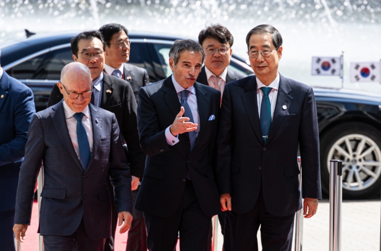 PM urges IAEA chief to ensure Korea's participation in wastewater safety review