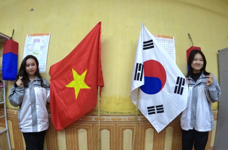 [Hello Hangeul] Korean proficiency highly sought after for jobs in Vietnam
